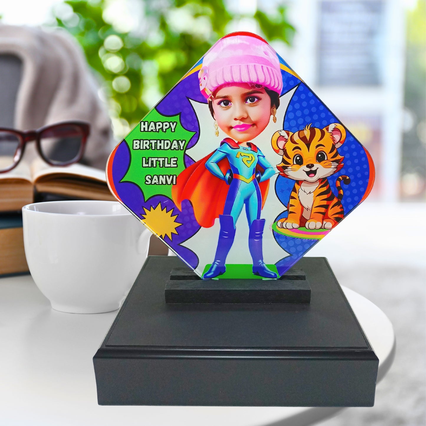 Small Size Acrylic TableTop Momento