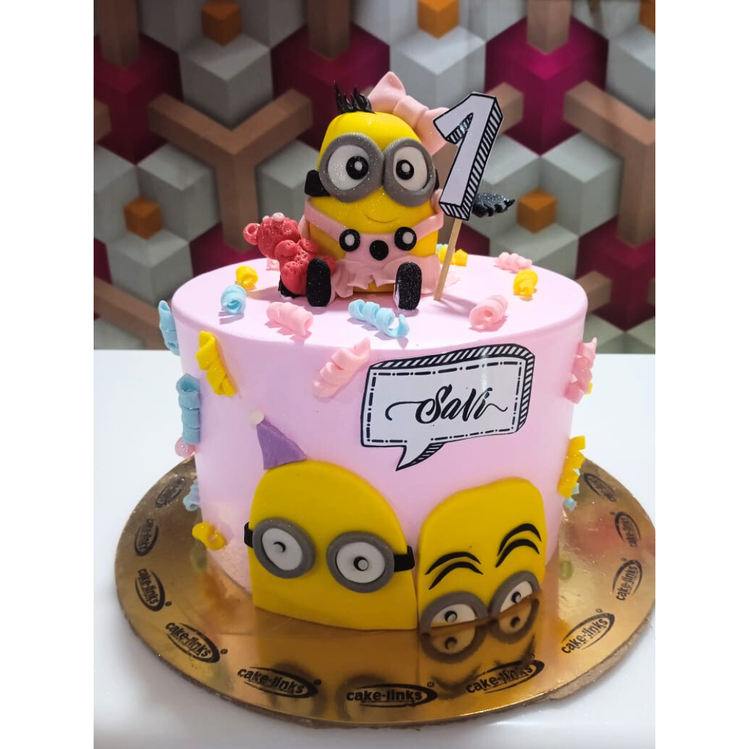 Minions Cake