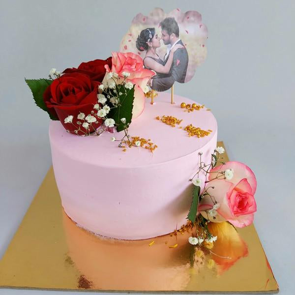 COUPLE TOPPER CAKE